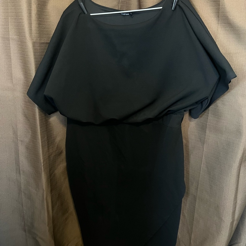 Boohoo Plus Black Blouson Waist Midi Dress